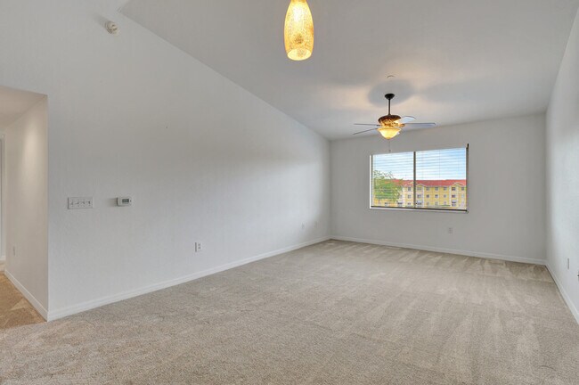 Building Photo - 8297 Key Royal Ln