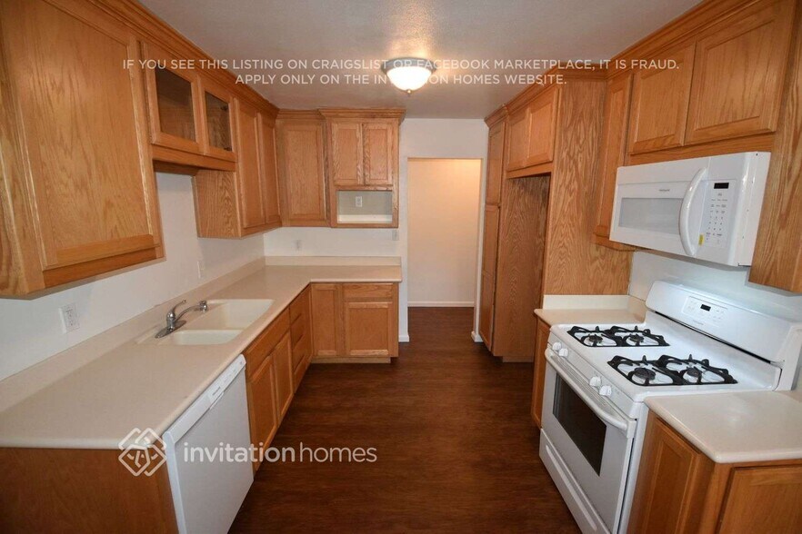 Building Photo - 4551 Penwith Way