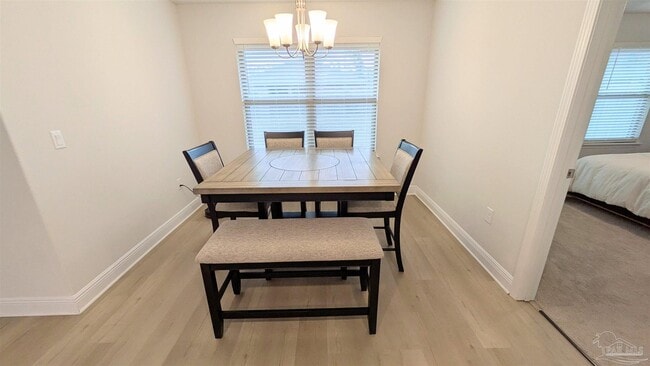 Building Photo - 5693 Old Stone Blvd