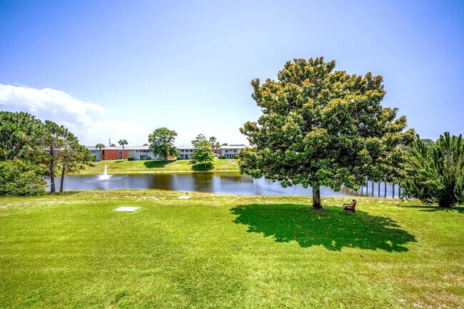 Building Photo - 4000 Gulf Terrace Dr