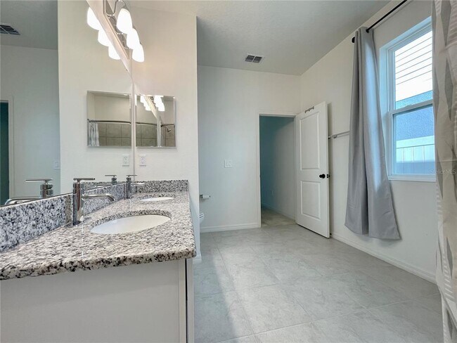 Building Photo - 14367 59th Cir E