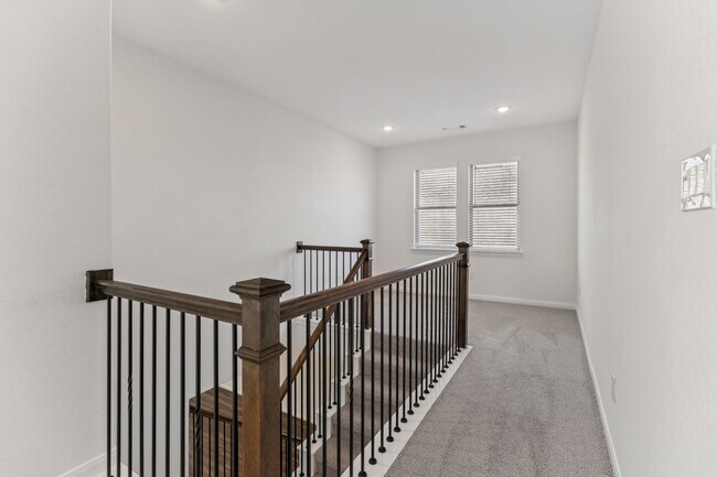 Building Photo - 12528 Gunsbach Wy