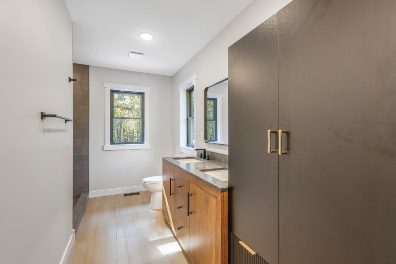 Building Photo - 16479 221st Ave NW