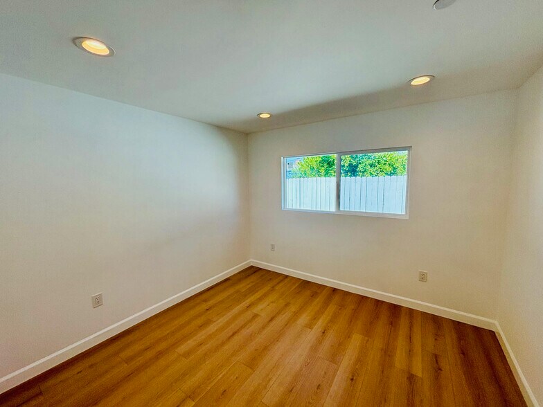 Building Photo - 14758 Lemay St