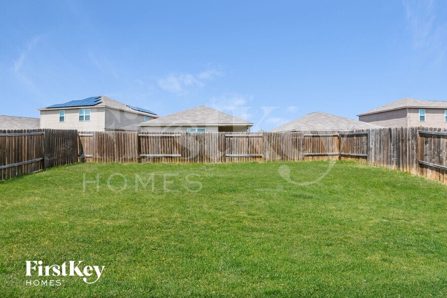 Building Photo - 6324 Trinity Creek Dr