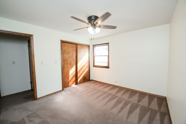 Building Photo - 3 bed 2 bath home in Wheeler