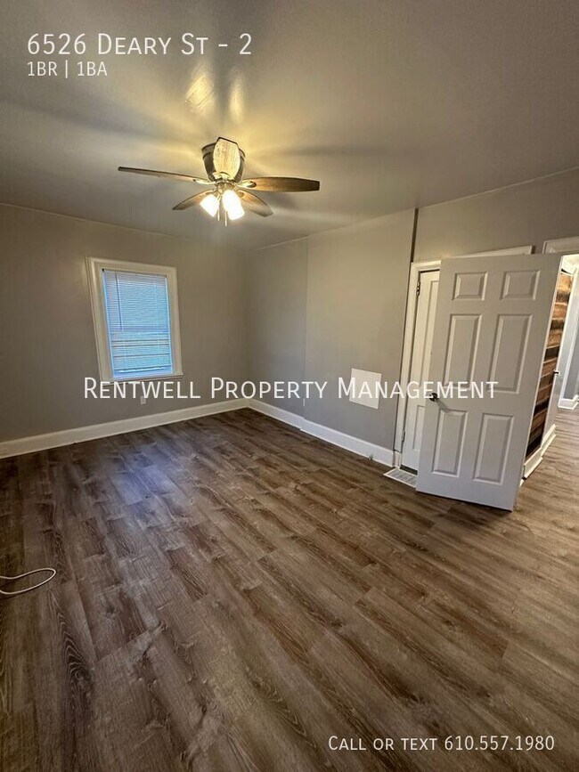 Building Photo - 6526 Deary St