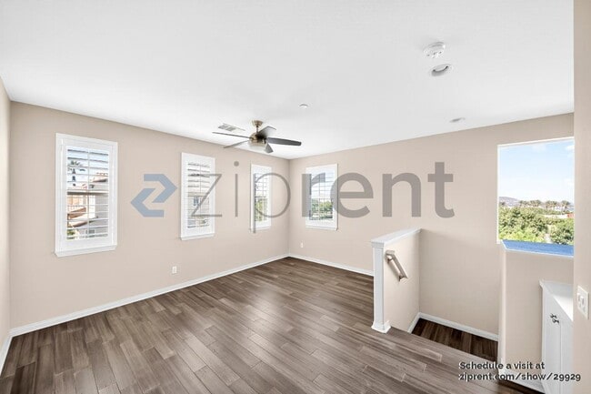 Building Photo - 2409 Via Alicante