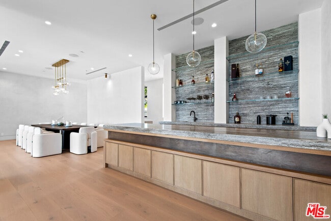 Building Photo - 5340 Whitman Rd