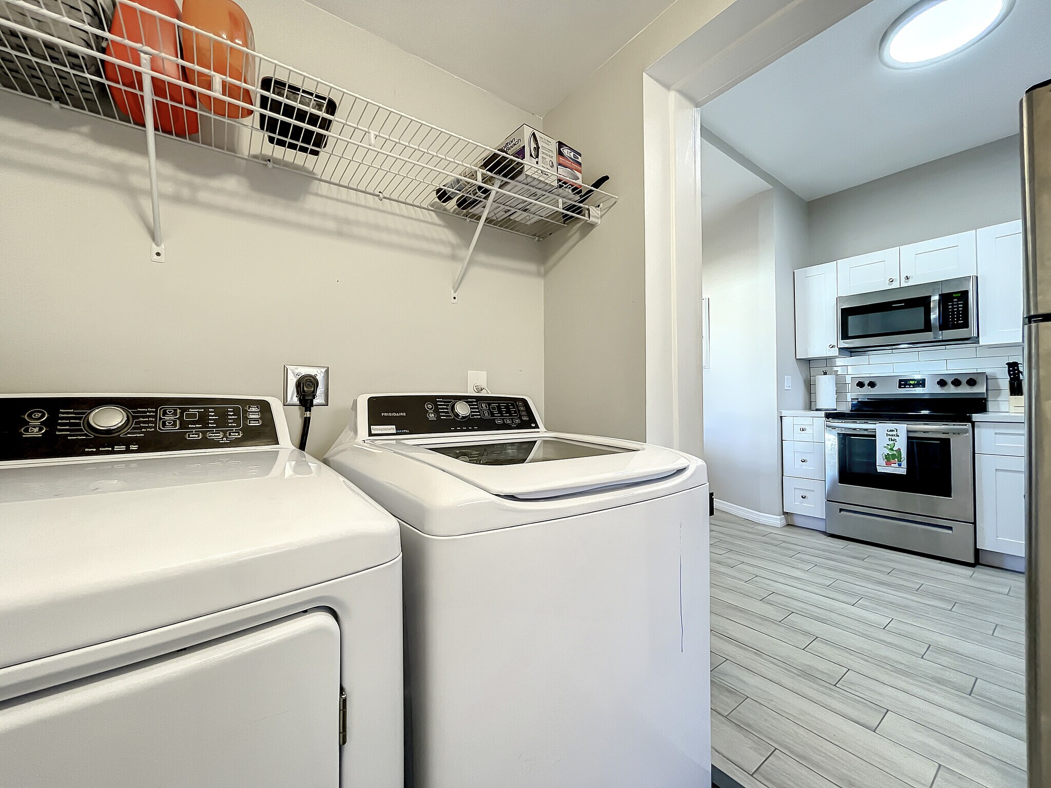 laundry - 1500 Davie Blvd