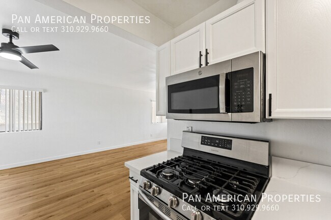 Building Photo - 638 Nebraska Ave