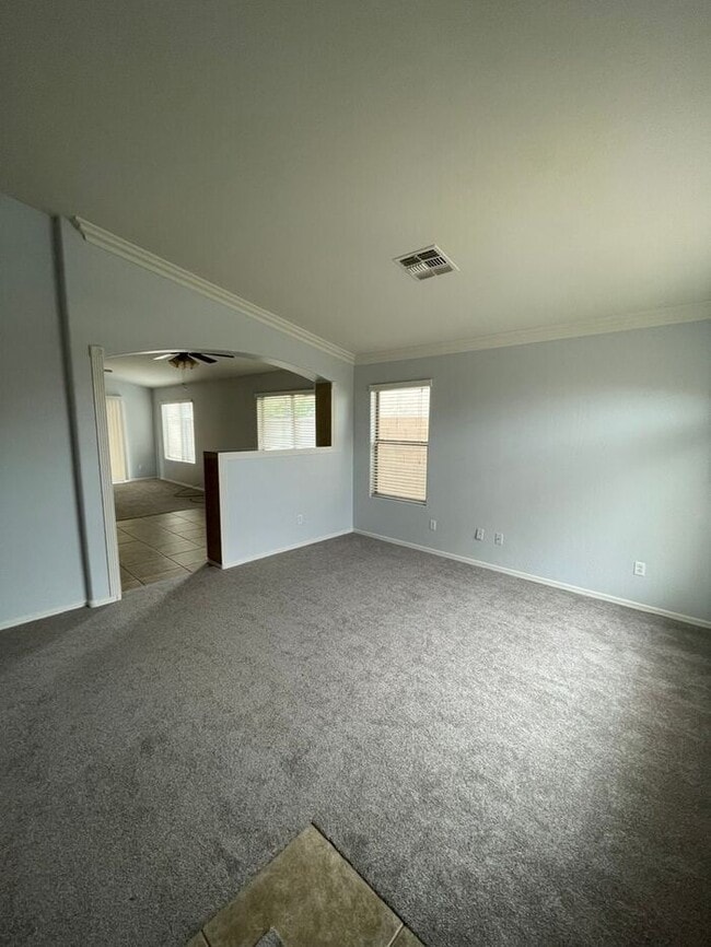 Building Photo - COMING SOON! Beautiful 3 Bed 2 Bath Home in Buckeye