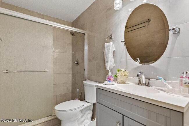 Building Photo - 10523 Broomsedge Ct