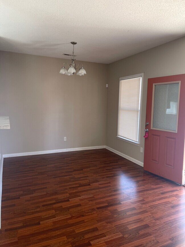 Building Photo - 709 Integrity Oaks Dr