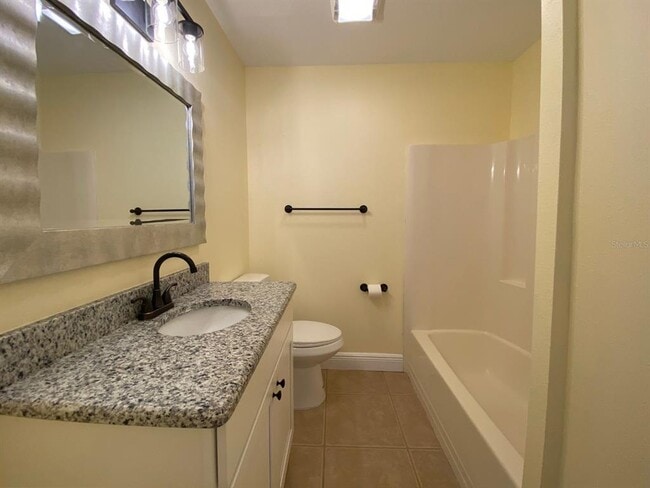 Building Photo - 6368 Sunnybrook Blvd