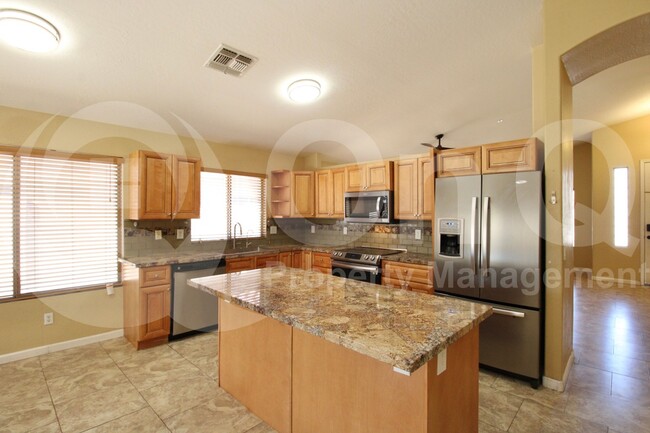 Building Photo - 10559 E Morning Star Dr