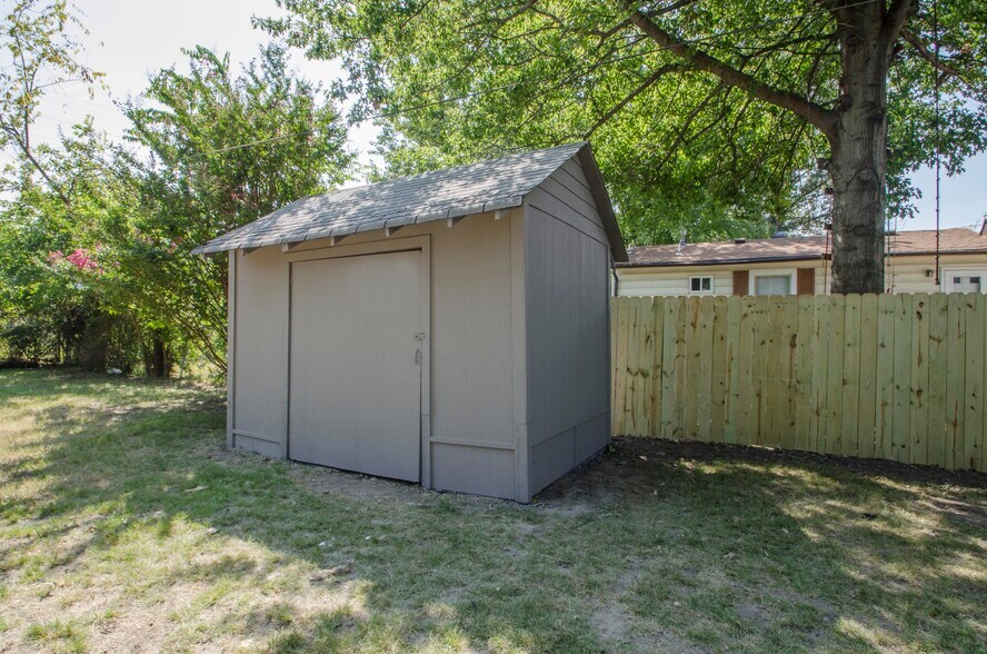 Building Photo - 7122 E LATIMER PL