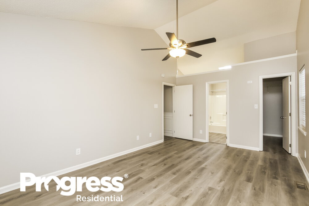 Building Photo - 100 Bath Cir