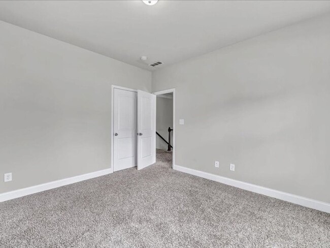 Building Photo - Spacious 4BR Home with Fenced Yard & Community Pool