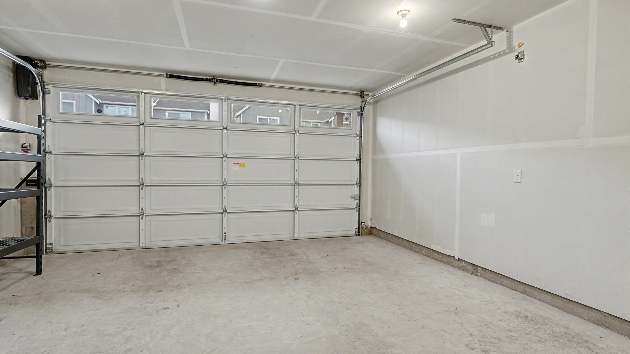 Building Photo - 8761 69th Pl NE