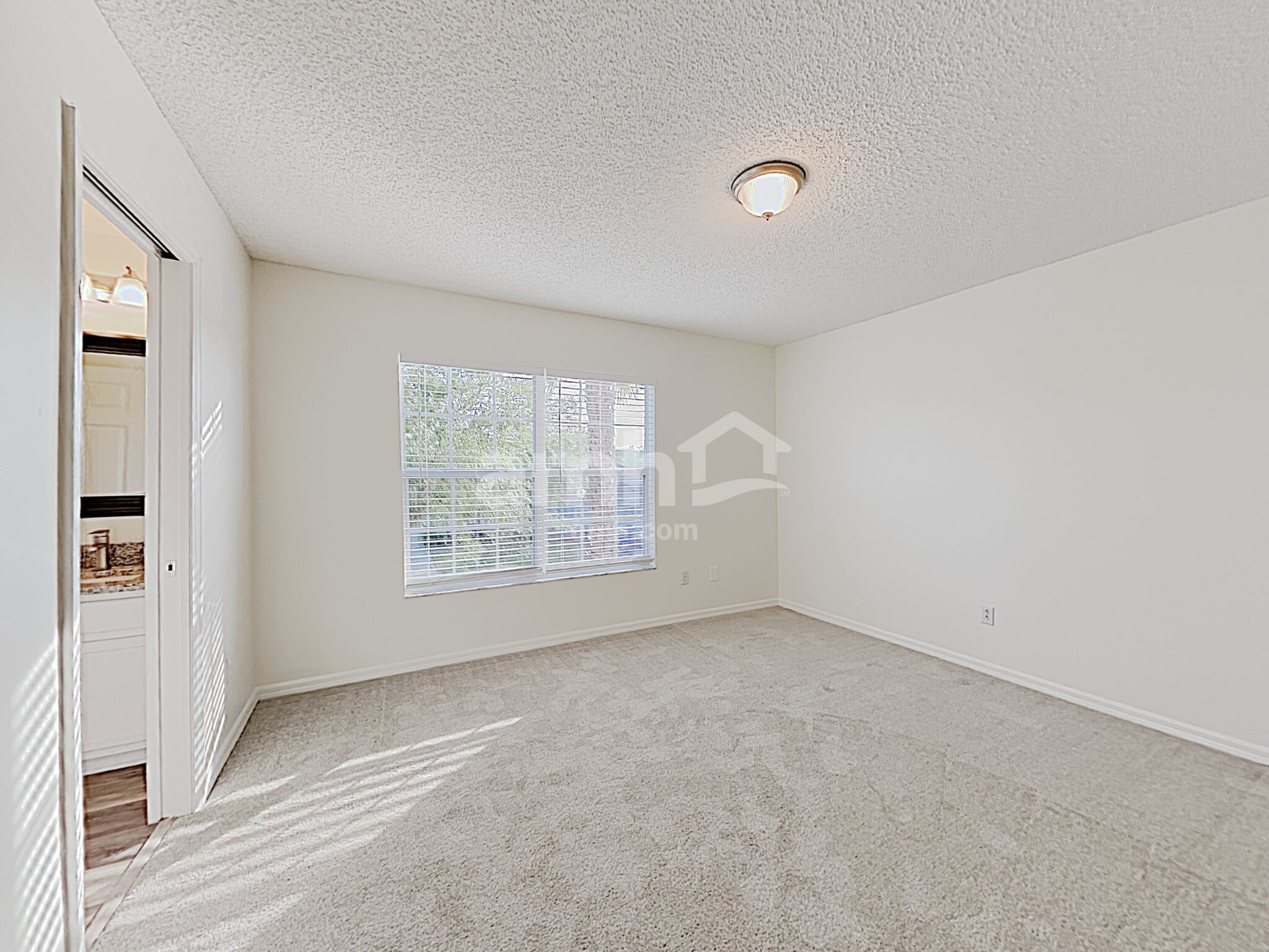 Building Photo - 2219 Darlin Cir