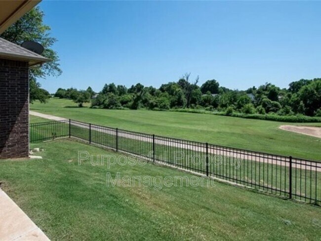 Building Photo - 12037 Ashford Dr