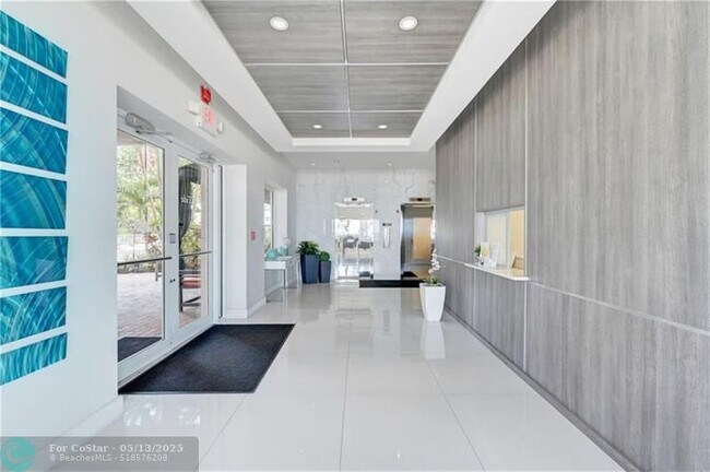 Building Photo - 345 N Fort Lauderdale Beach Blvd
