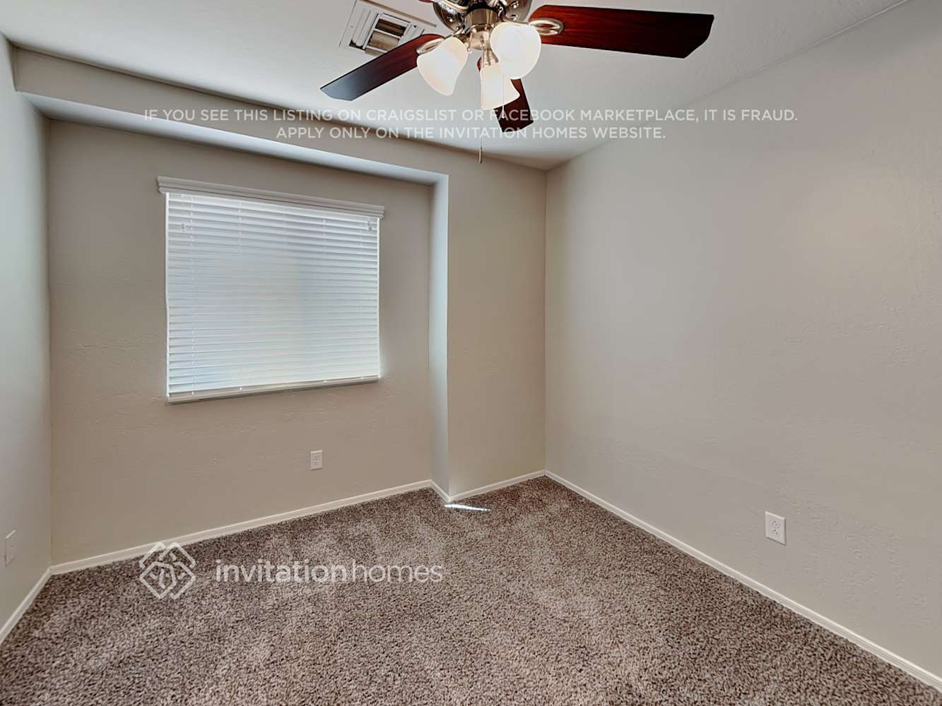 Building Photo - 2366 E Evans Dr