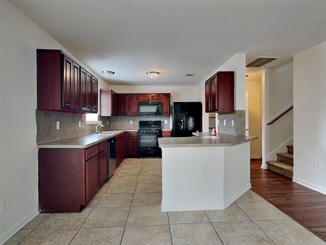 Building Photo - 20719 Dickinson Manor Ln