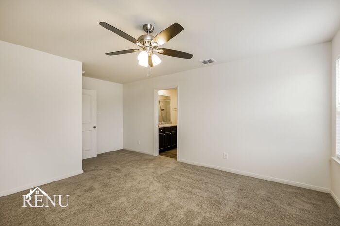 Building Photo - 10934 Chatham Ct