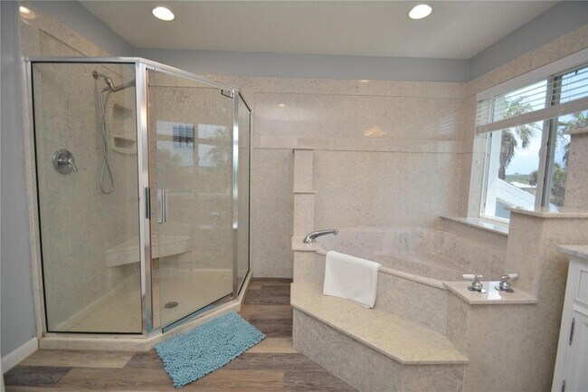 Building Photo - 7094 N Ocean Shore Blvd