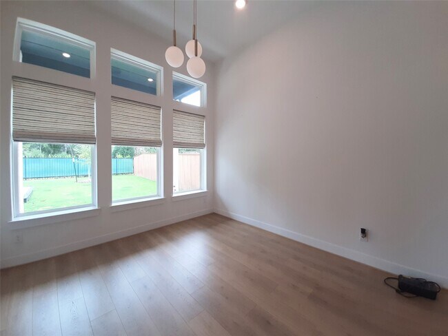 Building Photo - 8015 Allston Vlg Trl
