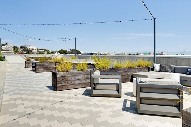 Building Photo - 1395 22nd St