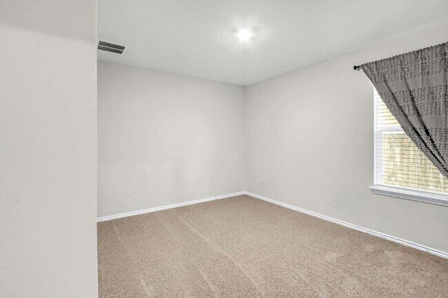 Building Photo - 3264 Onion Crk