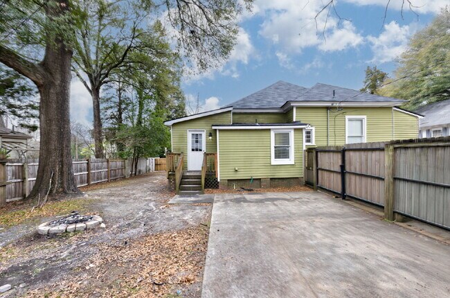 Building Photo - 1601 18th St