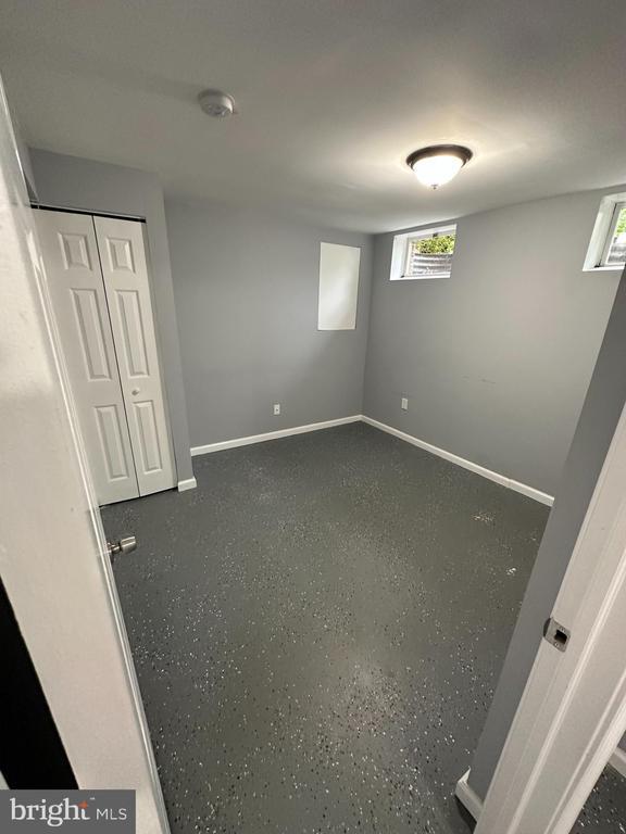 Building Photo - 8206 Red Wing Ct