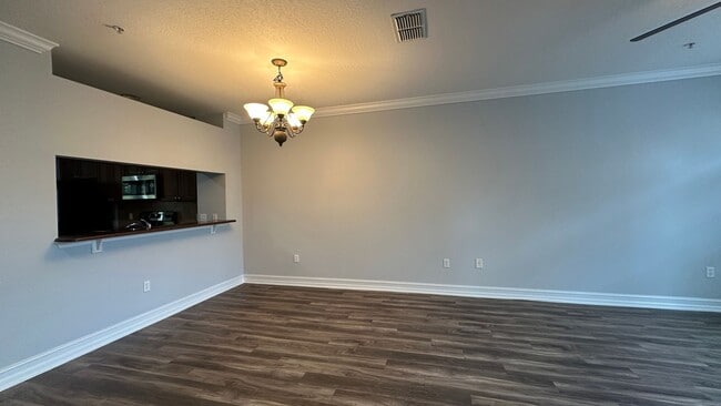 Building Photo - 3720 Messina Dr