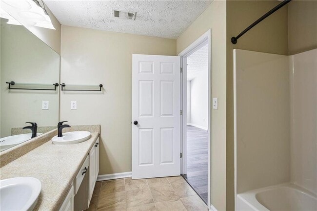 Building Photo - 1371 Keys Crossing Dr NE