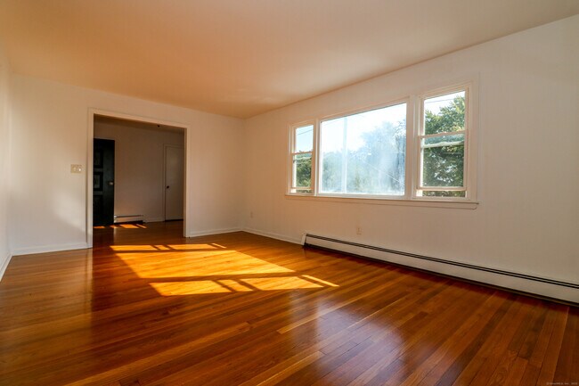Building Photo - 1298 Madison Ave
