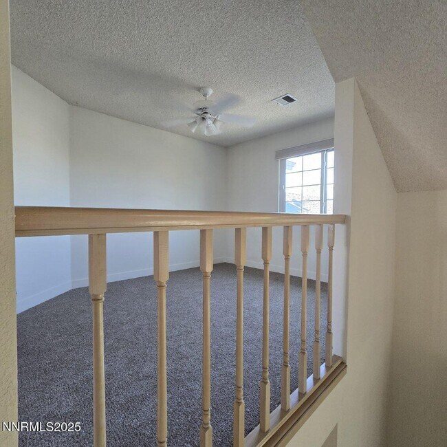 Building Photo - 1804 Quail Run Rd