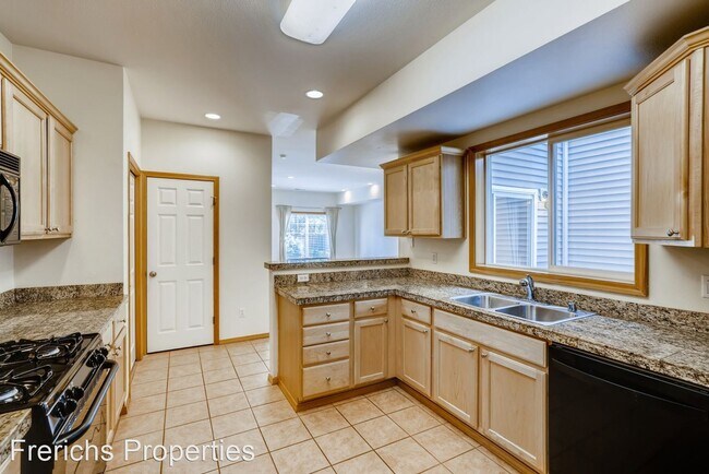 Primary Photo - 3 br, 2.5 bath House - 18965 108th LN SE