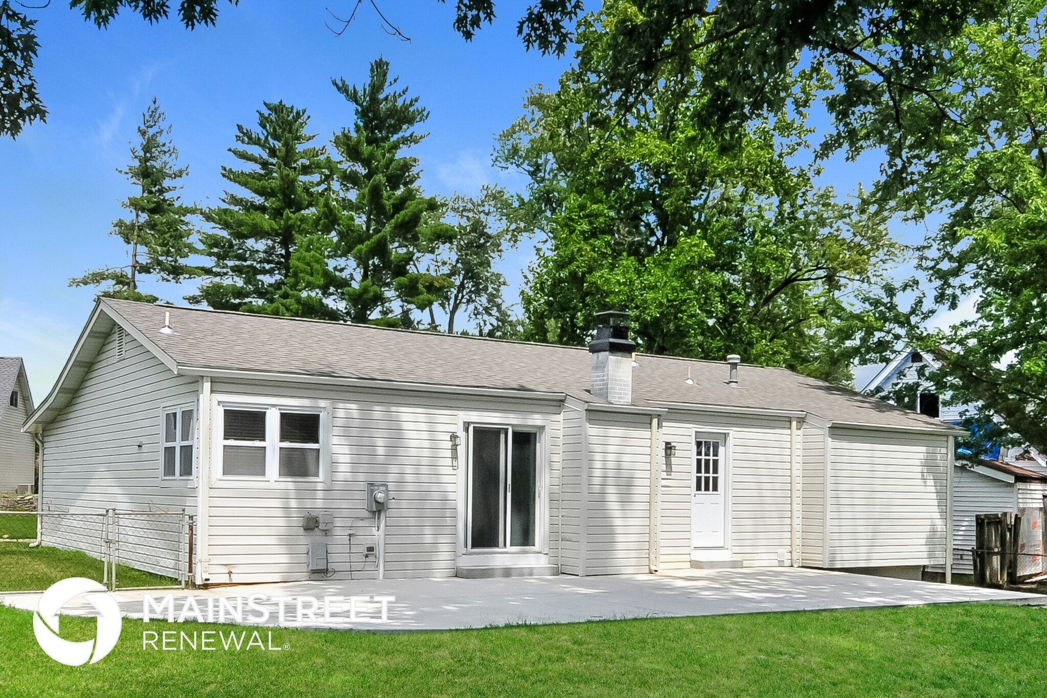 Building Photo - 5 Northwinds Dr