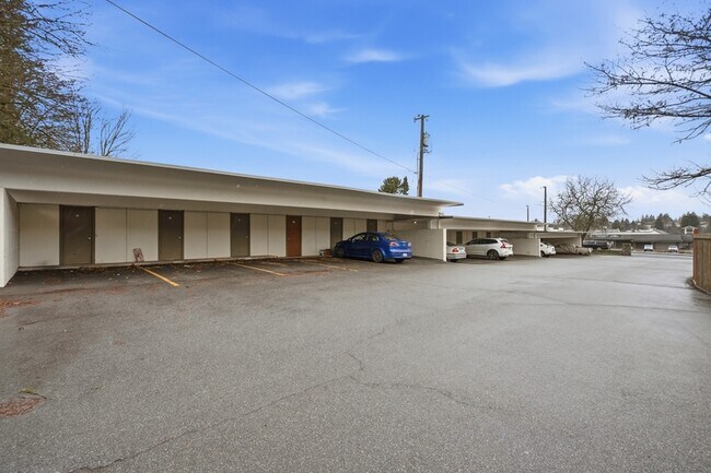 Building Photo - 3106 E 27th Ave