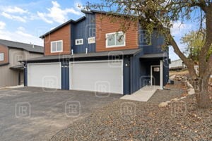 Building Photo - 209 S Grady Ln
