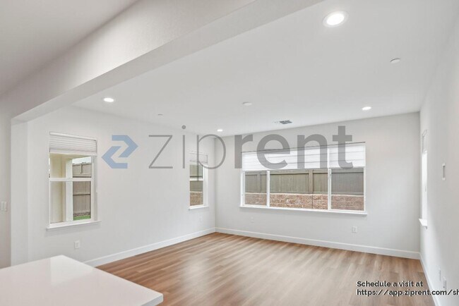 Building Photo - 4203 Randa Wy