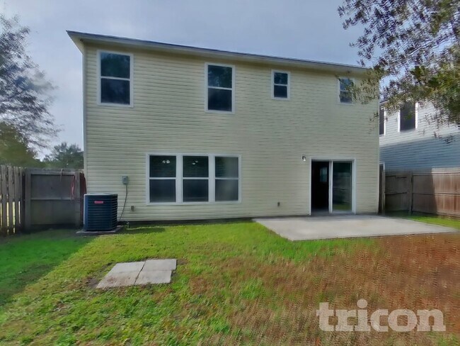 Building Photo - 12034 Alexandra Dr