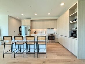 Building Photo - 2209 S 1st St