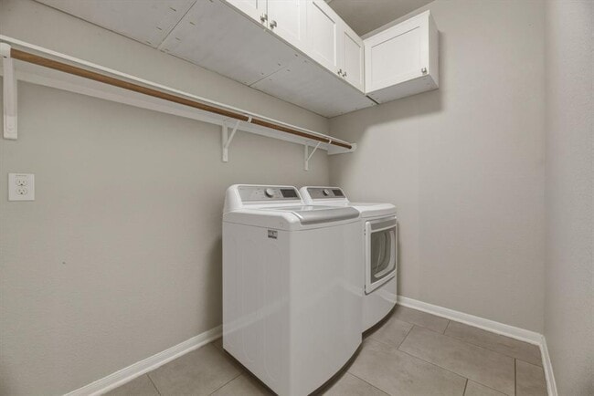 Building Photo - 125 Exeter Cove