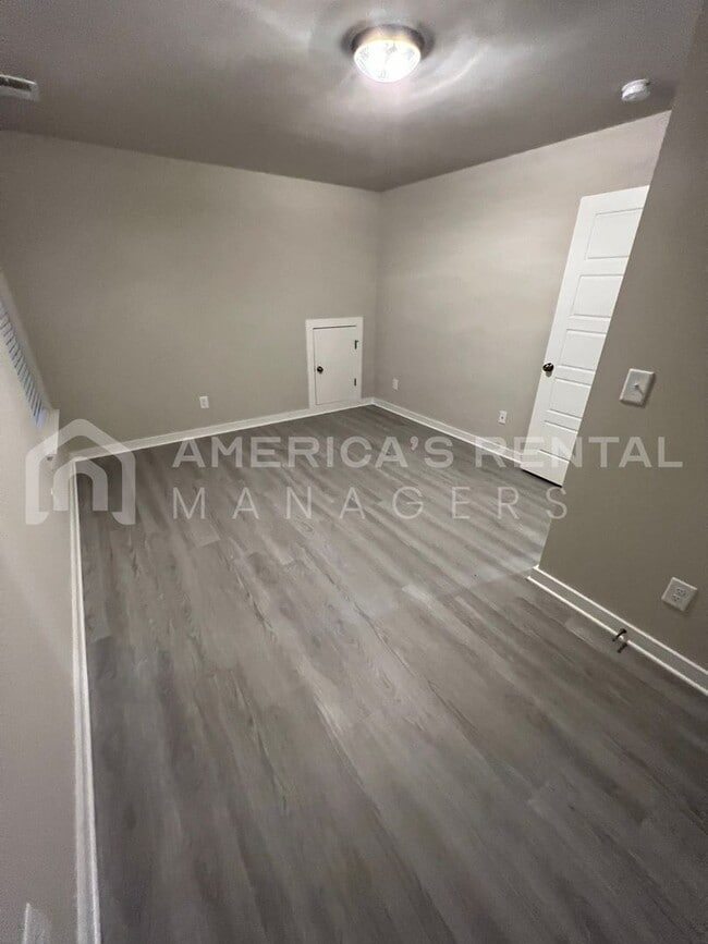 Building Photo - Home for Rent in Jemison, AL... Coming Soon!!