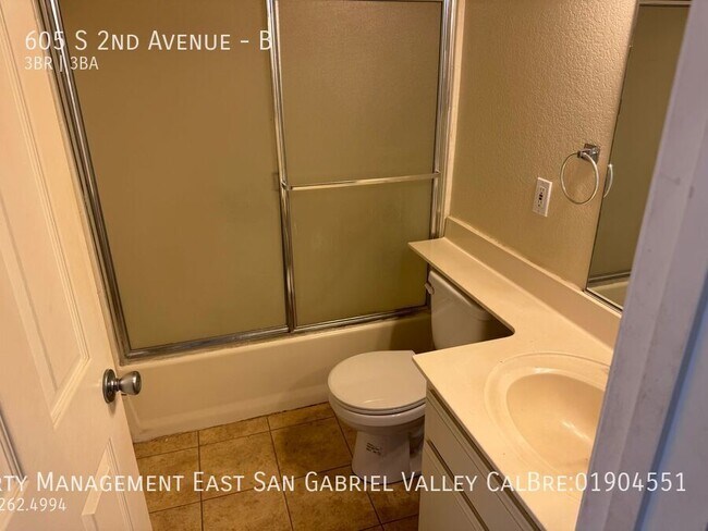 Building Photo - 605 S 2nd Ave